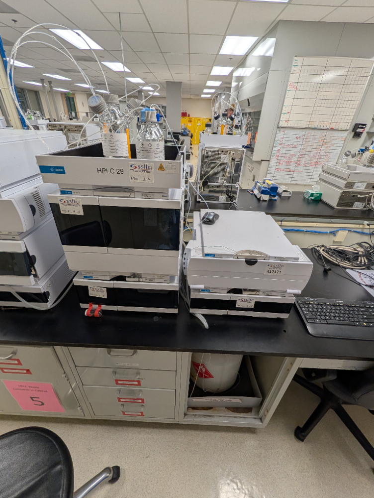 Image of Agilent 1290 Infinity II HPLC System with Autosampler Pump and DAD